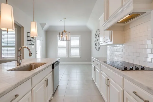 $3,200 | 12400 Angel Vine Drive, Fort Worth, TX 76028