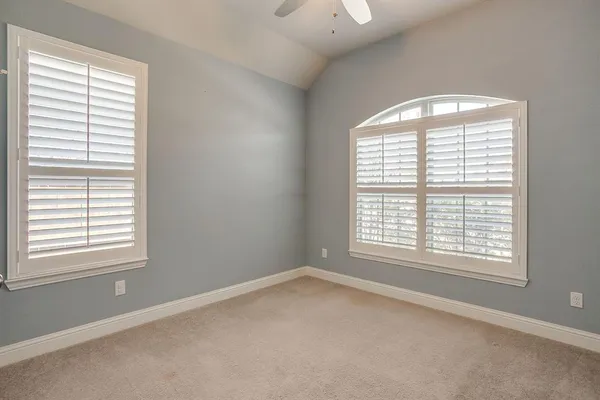 $3,200 | 12400 Angel Vine Drive, Fort Worth, TX 76028