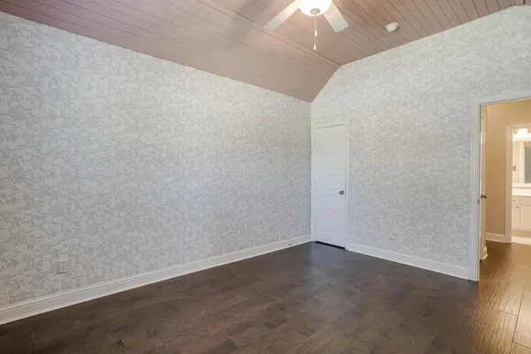 $3,200 | 12400 Angel Vine Drive, Fort Worth, TX 76028