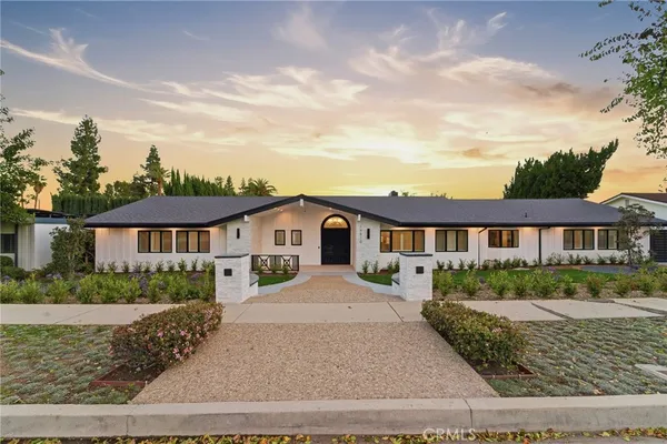 $2,640,000 | 19510 Merridy Street, Northridge, CA 91324