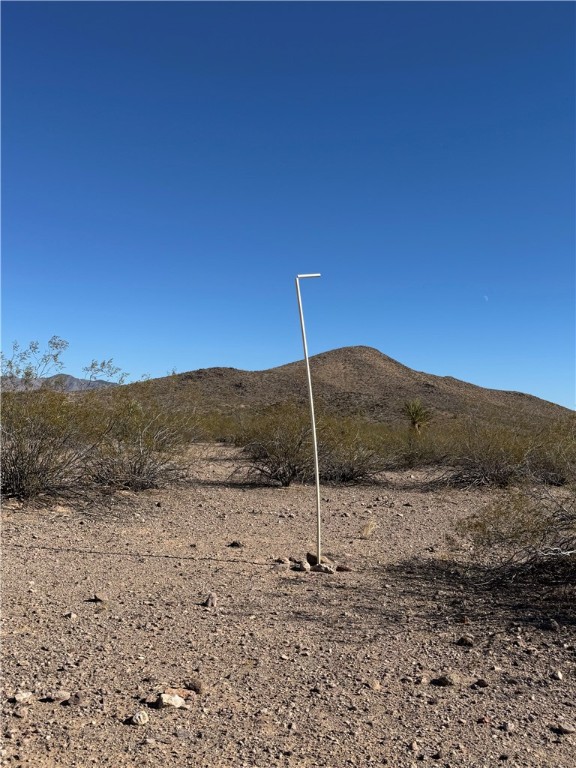 33909081 North Cibola Road Golden Valley, AZ 86413 - Photo 16 of 23 View of mountain background