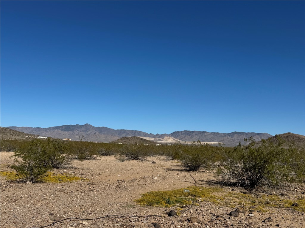 33909081 North Cibola Road Golden Valley, AZ 86413 - Photo 3 of 23 View of mountain backdrop