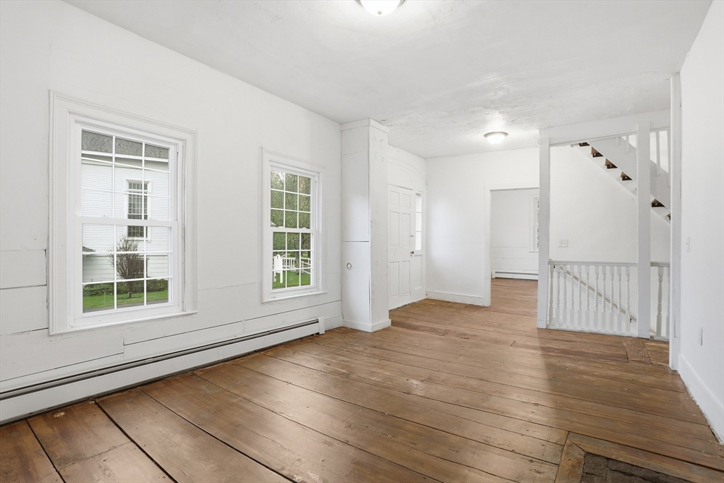 4 Townsend Street Pepperell, MA 01463 - Photo 17 of 24