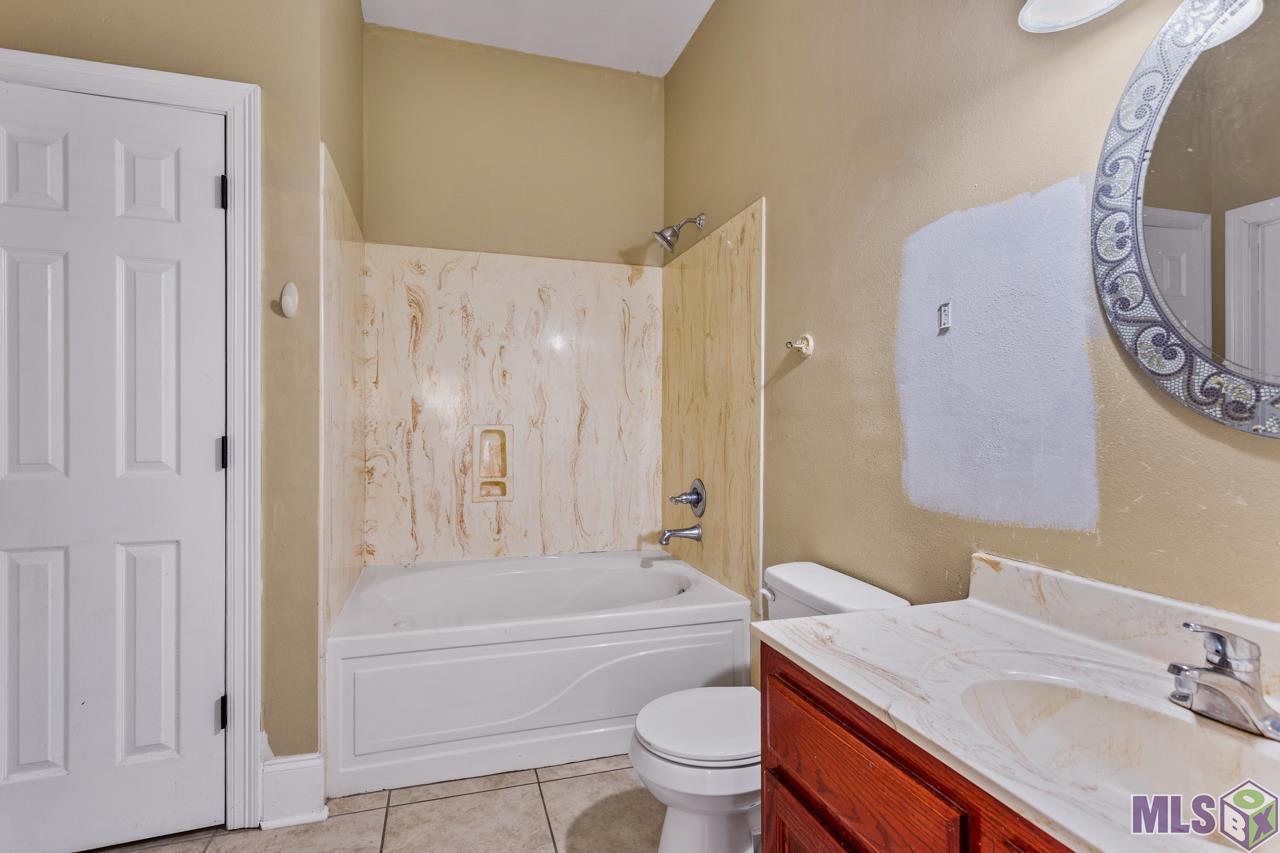 21023 Plank Road Zachary, LA 70791 - Photo 12 of 31 Gallery Image 12
