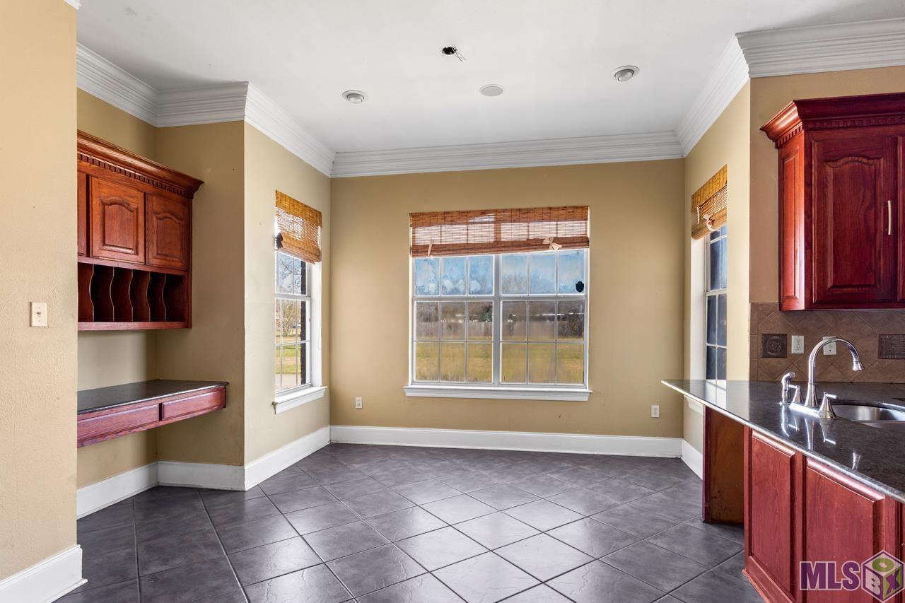 21023 Plank Road Zachary, LA 70791 - Photo 9 of 31 Gallery Image 9