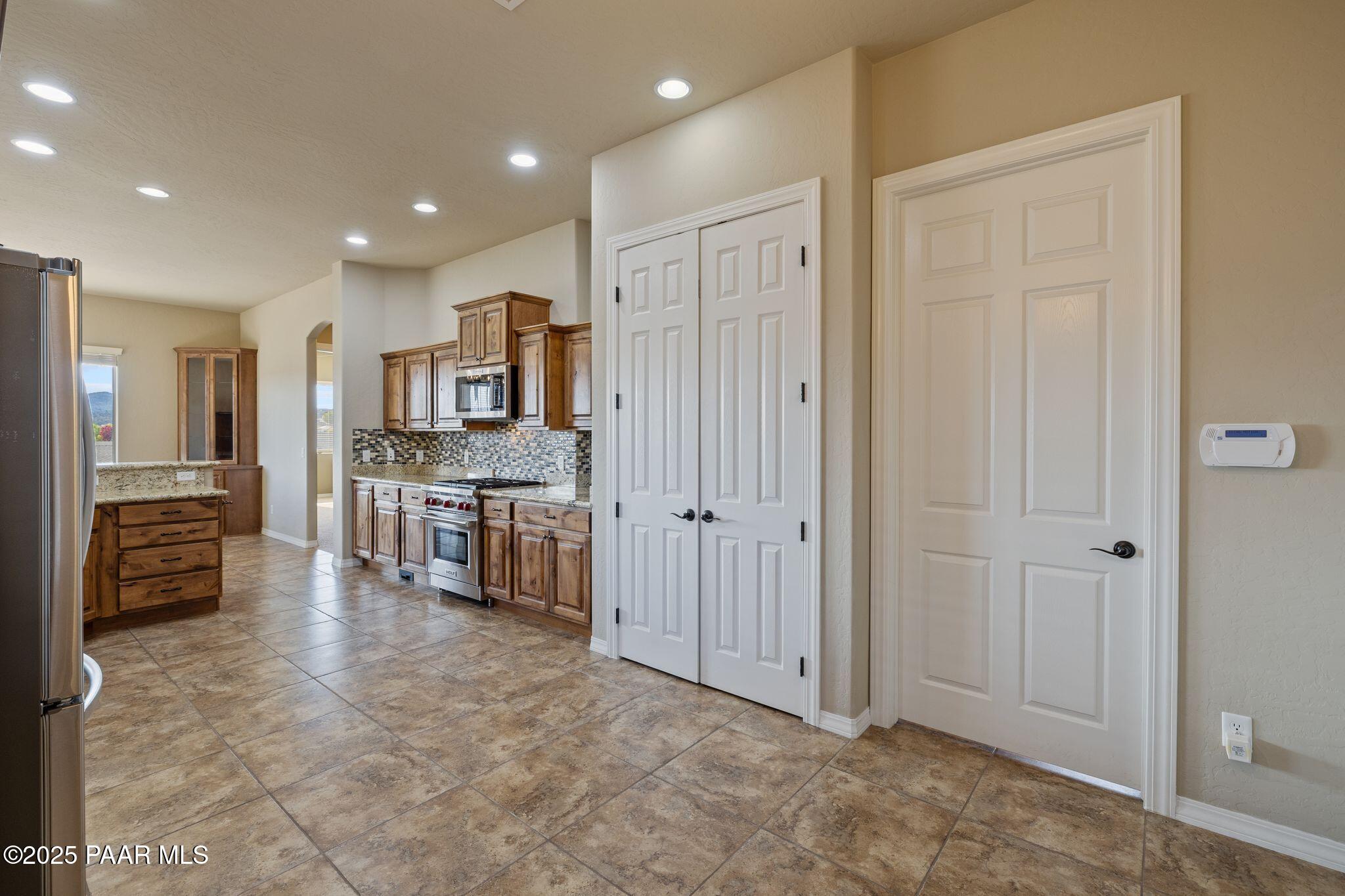495 Isabelle Lane Prescott, AZ 86301 - Photo 12 of 31 089-Dining Room