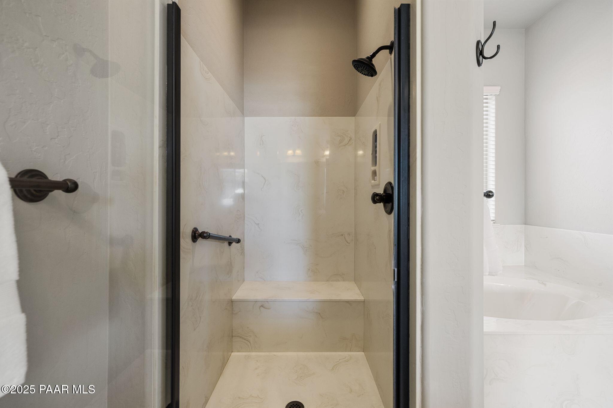 495 Isabelle Lane Prescott, AZ 86301 - Photo 25 of 31 189-Primary Bathroom