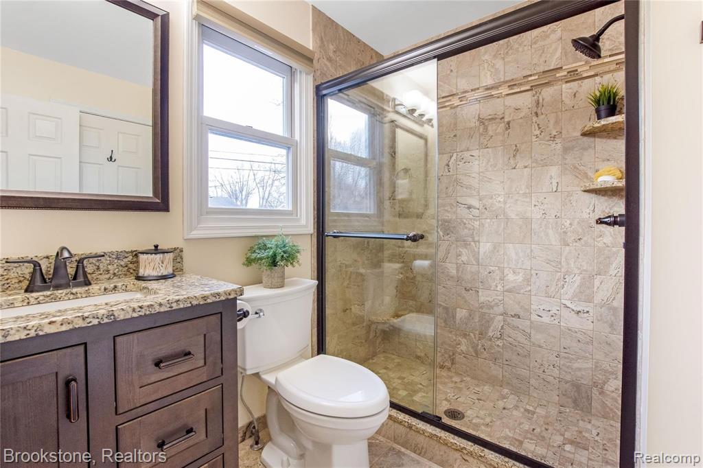 2634 Simpson Drive Rochester Hills, MI 48309 - Photo 19 of 37