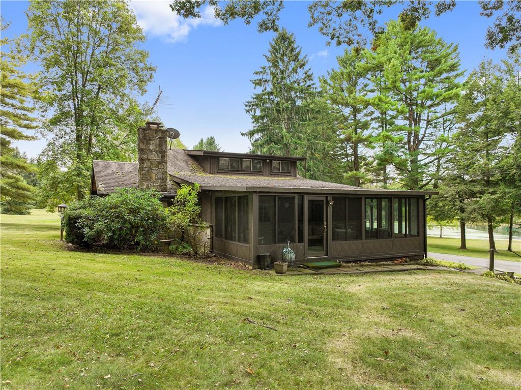 544 Chippewa Road Somerset, PA 15501 - Photo 3 of 49