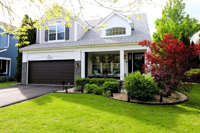 $3,500 | 2207 Periwinkle Lane, Naperville, IL 60540
