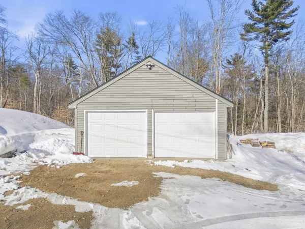 $429,000 | 419 Flaghole Road, Andover, NH 03216