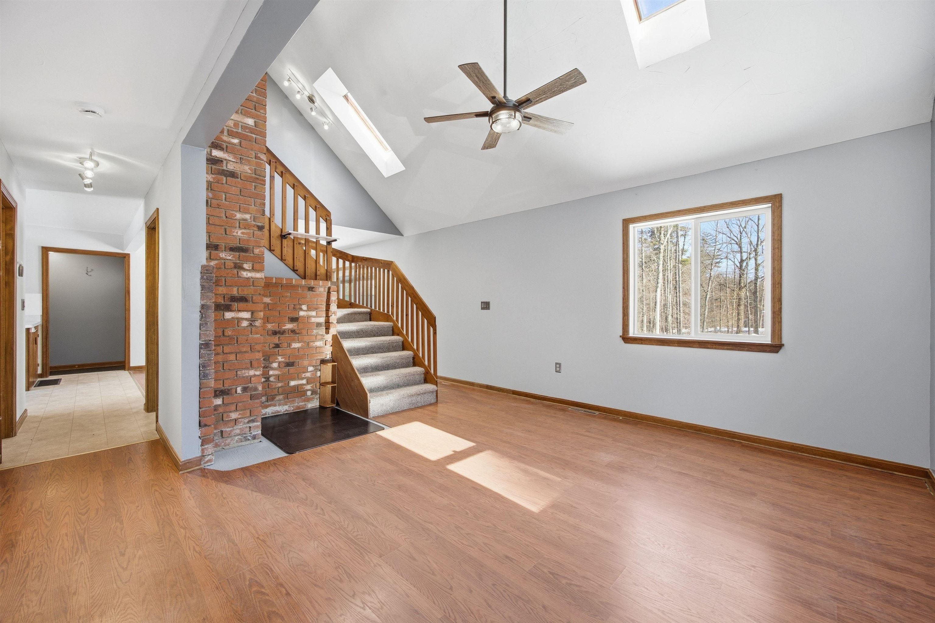 419 Flaghole Road Andover, NH 03216 - Photo 5 of 41