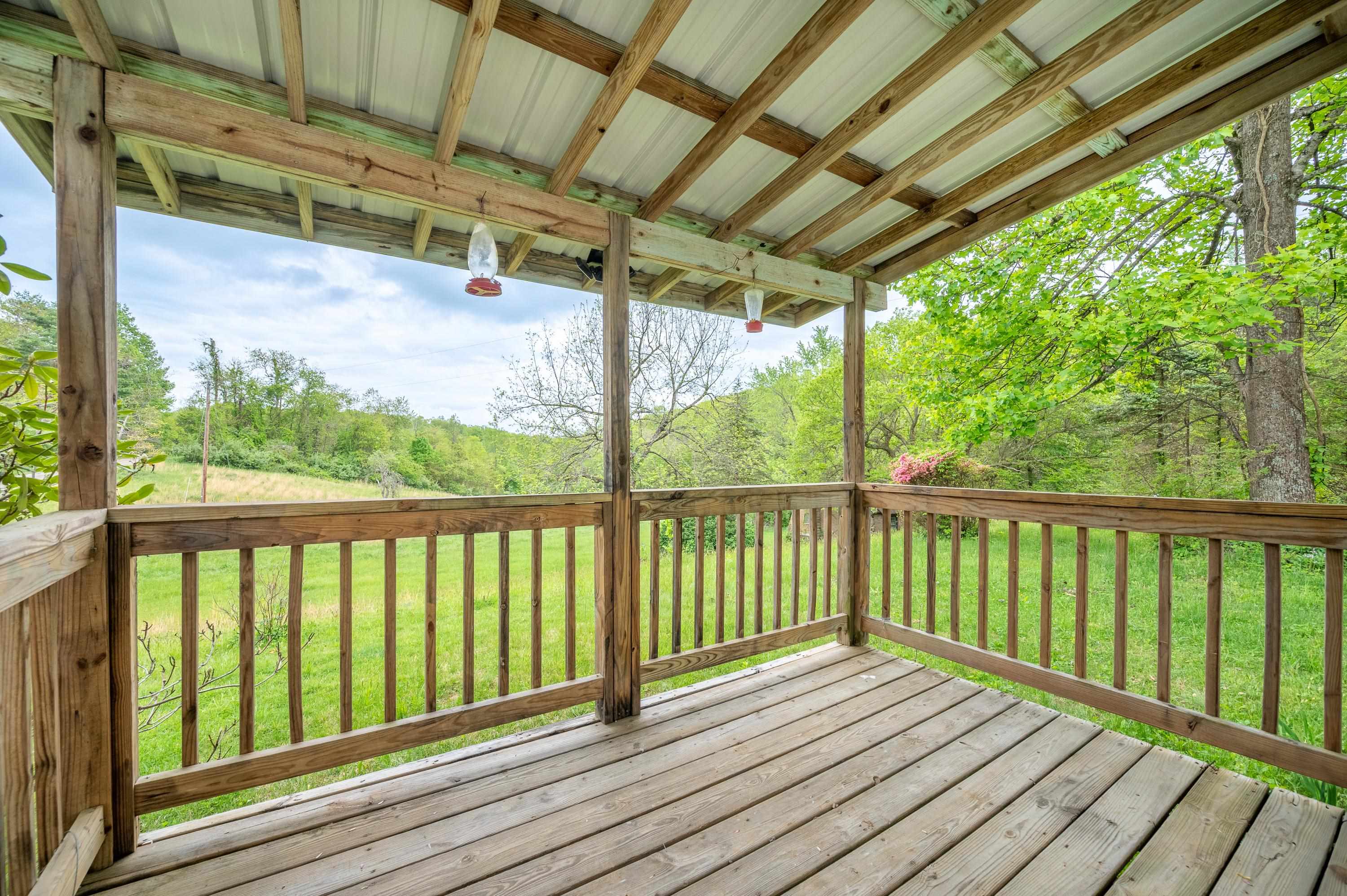 618 Countyline Church Road Southeast Floyd, VA 24091 - Photo 8 of 36 Gallery Image 8