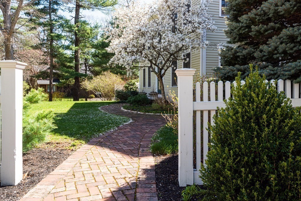 5 Fox Run Road Ipswich, MA 01938 - Photo 3 of 42 Gallery Image 3