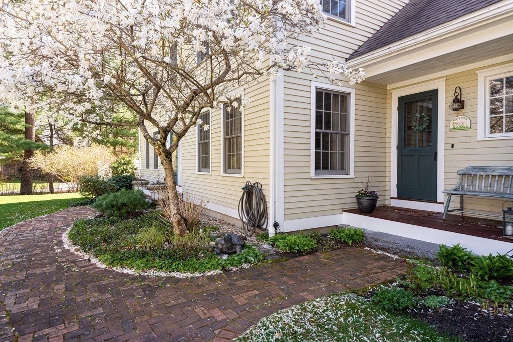 5 Fox Run Road Ipswich, MA 01938 - Photo 4 of 42 Gallery Image 4