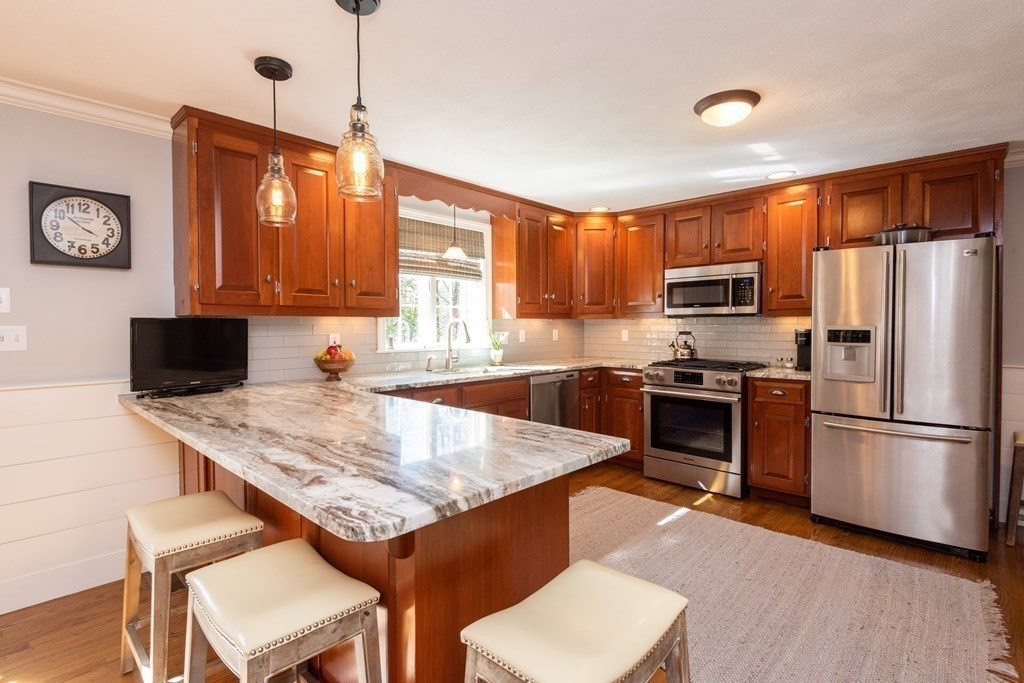 5 Fox Run Road Ipswich, MA 01938 - Photo 9 of 42 Gallery Image 9