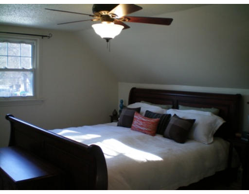 737 River Road Agawam, MA 01001 - Photo 9 of 21 Gallery Image 9