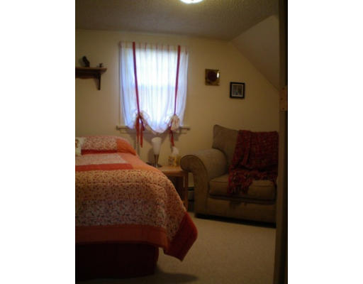 737 River Road Agawam, MA 01001 - Photo 10 of 21 Gallery Image 10