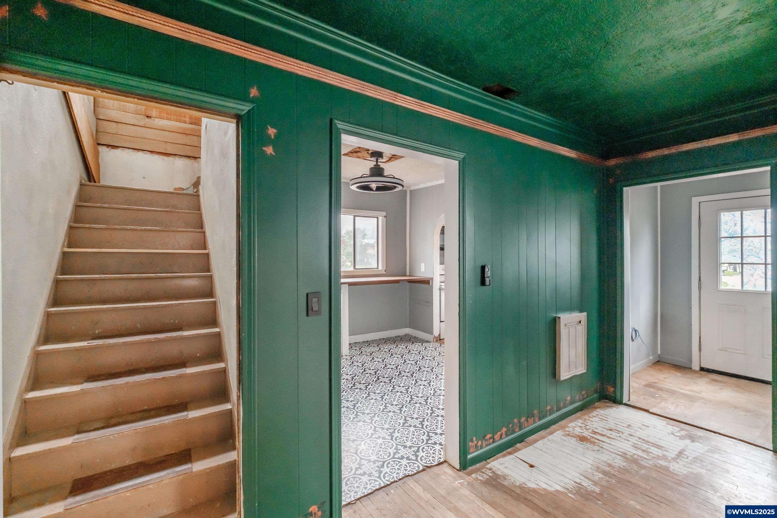 2095 Carleton Way Northeast Salem, OR 97301 - Photo 12 of 49