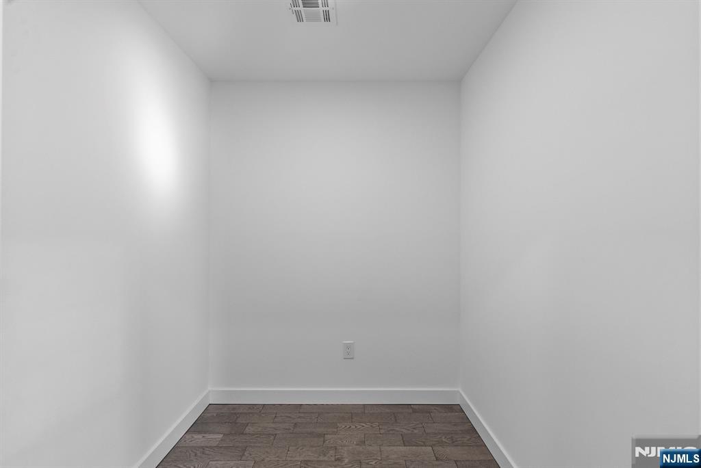 784 Valley Street Union, NJ 07088 - Photo 24 of 49