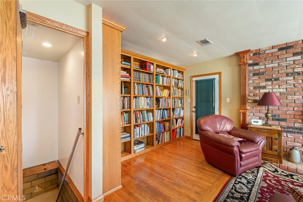 5502 East Pageantry Street Long Beach, CA 90808 - Photo 19 of 43