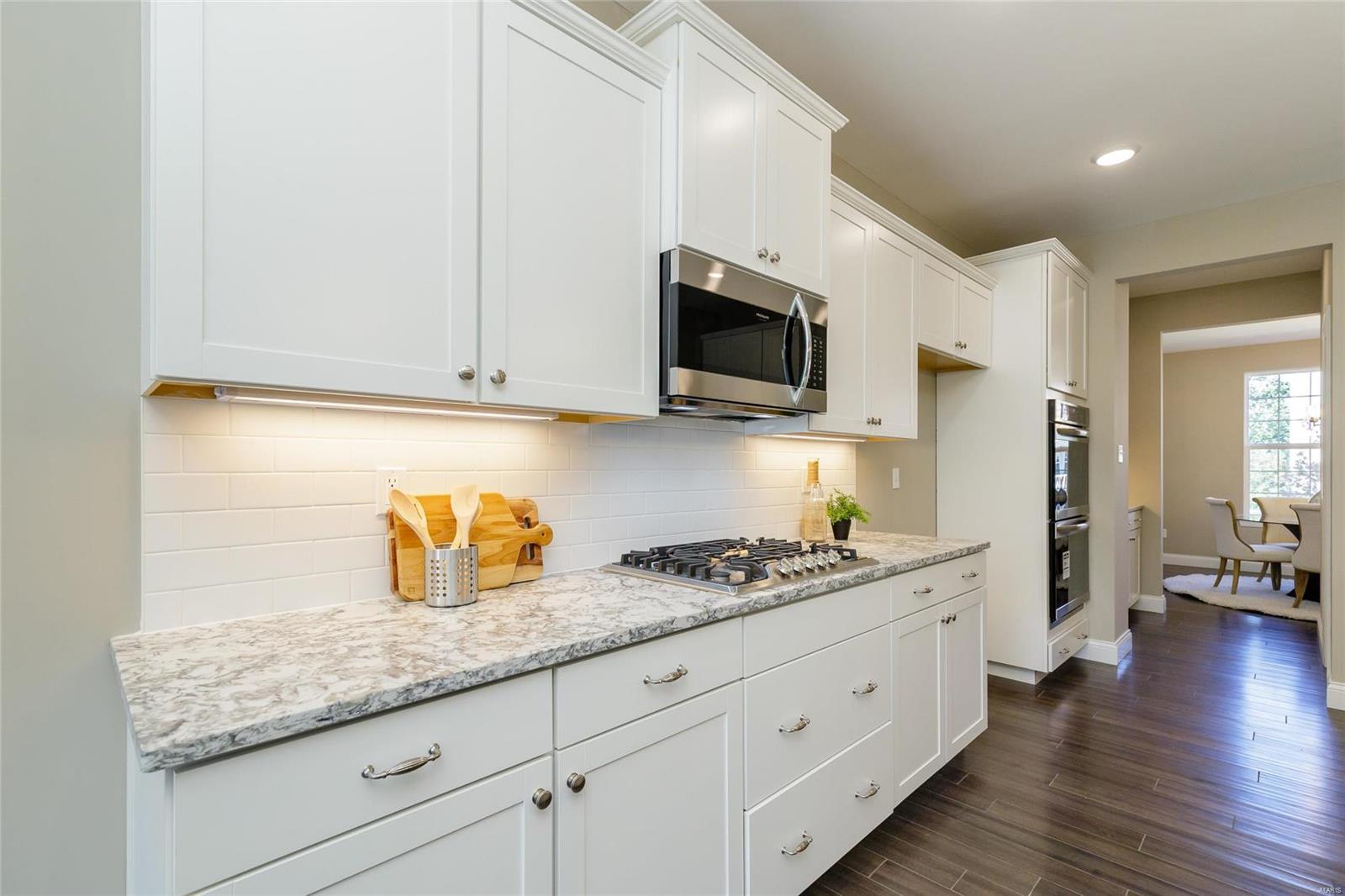 863 Nardin Road Chesterfield, MO 63017 - Photo 12 of 45 Gallery Image 12
