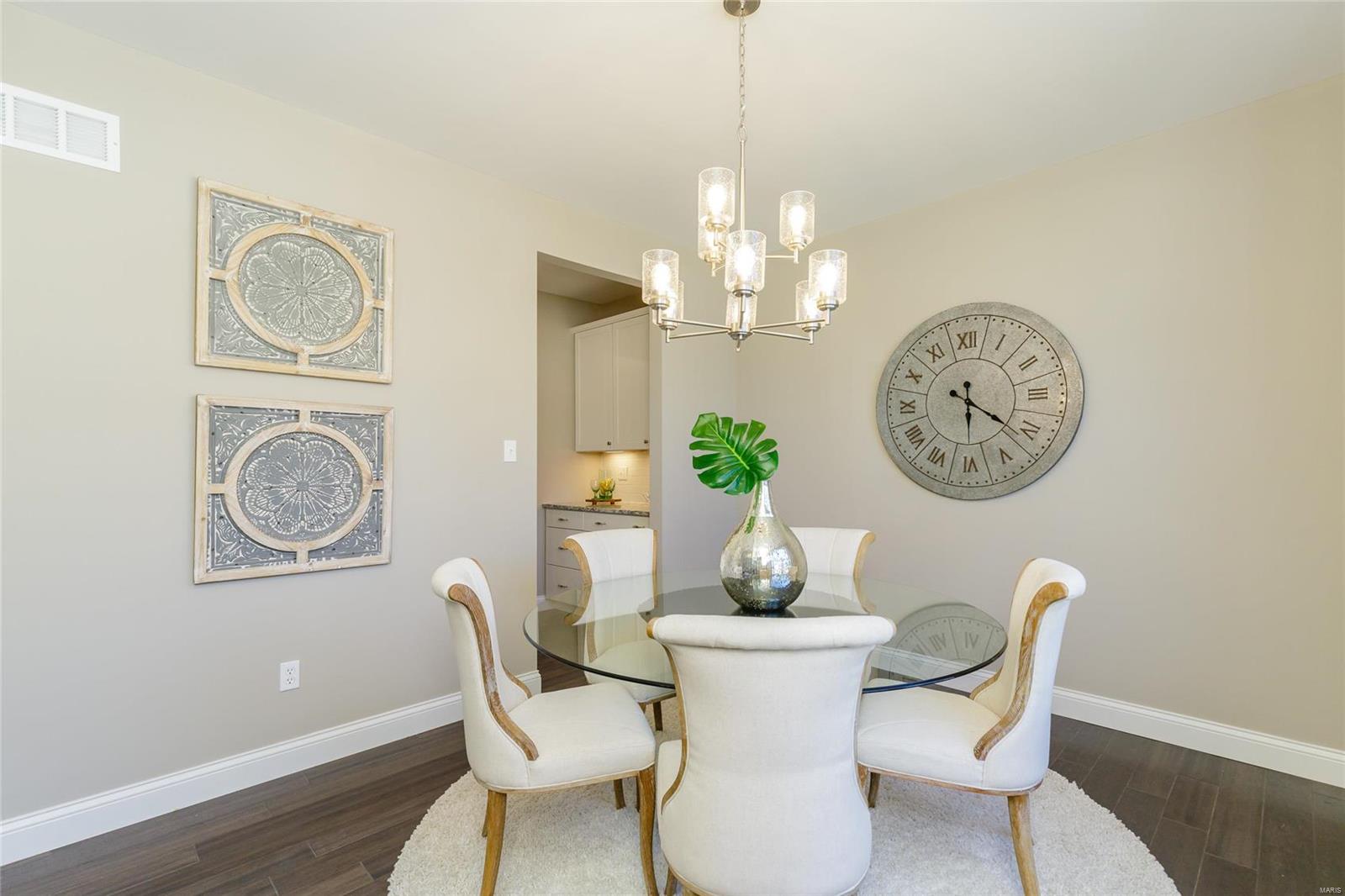 863 Nardin Road Chesterfield, MO 63017 - Photo 7 of 45 Gallery Image 7