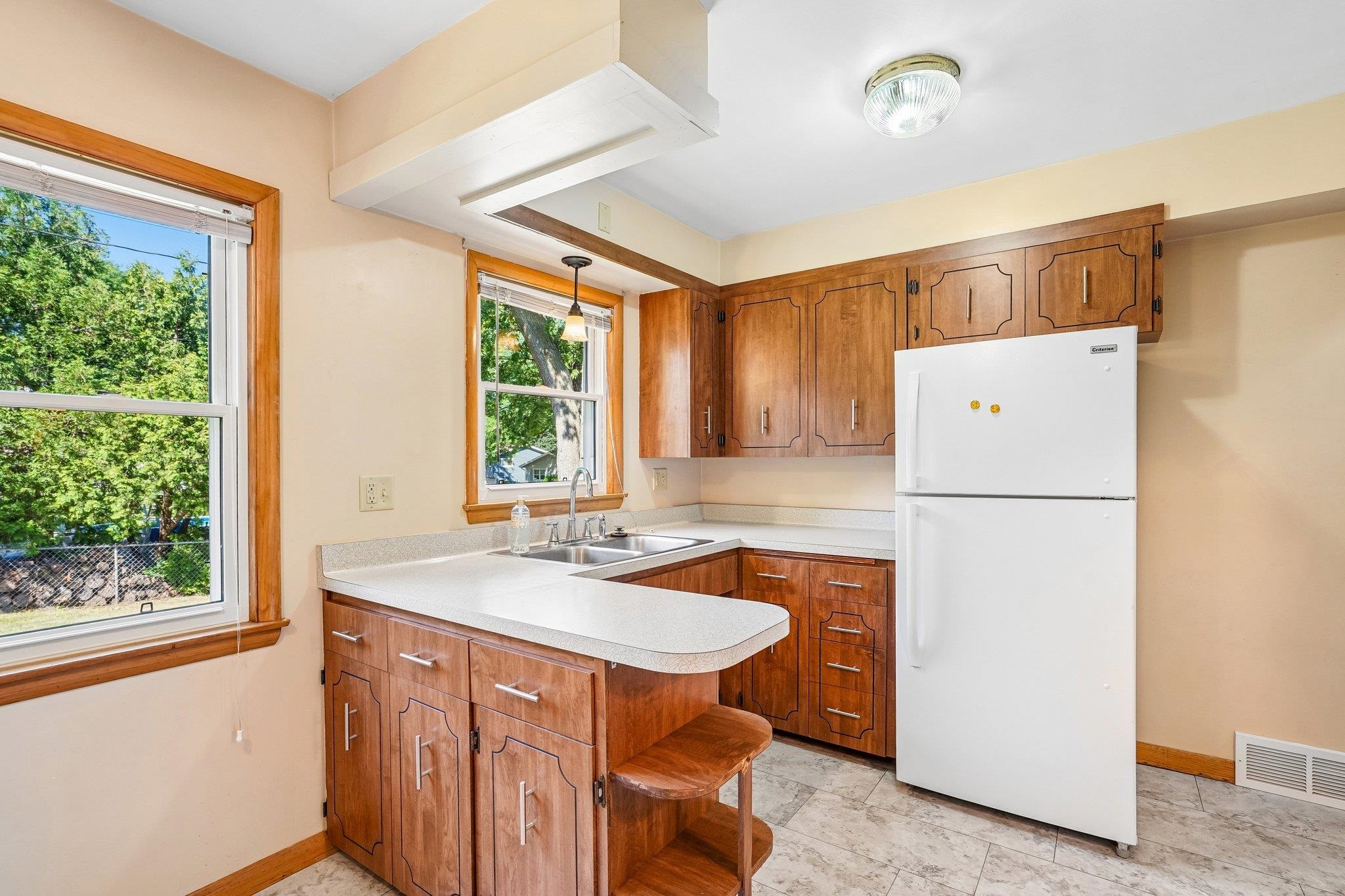 6741 Century Middleton, WI 53562 - Photo 11 of 22