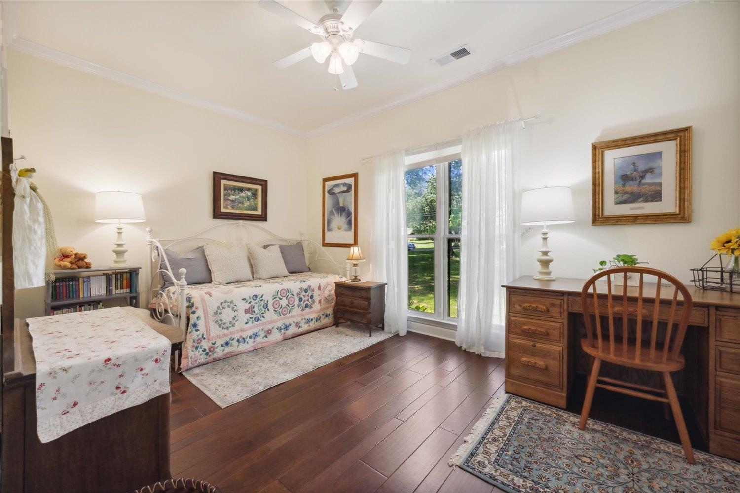 7051 7th Road Bartlett, TN 38135 - Photo 14 of 37 Perfect for guests or for a home office, with a full bathroom conveniently located in the adjacent hallway.