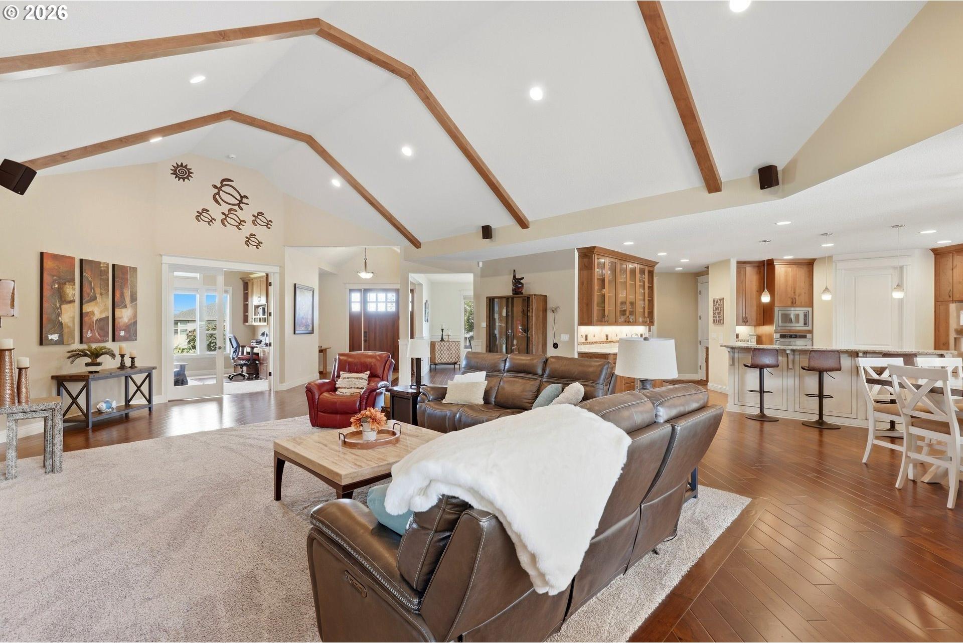 13306 Southeast Kanne Road Happy Valley, OR 97086 - Photo 14 of 48 Great Room