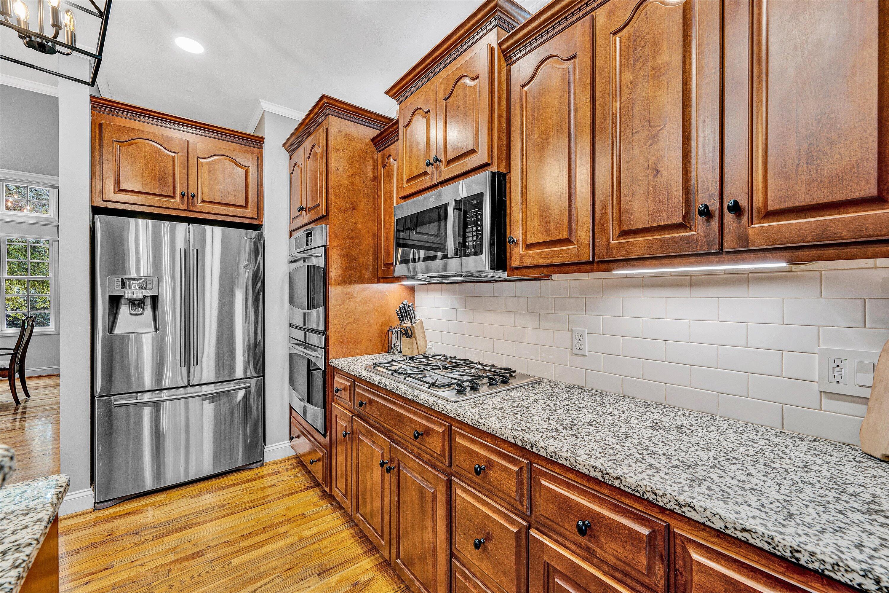 3816 Rte 3004 Roanoke, VA 24012 - Photo 17 of 62 17-DSC00037