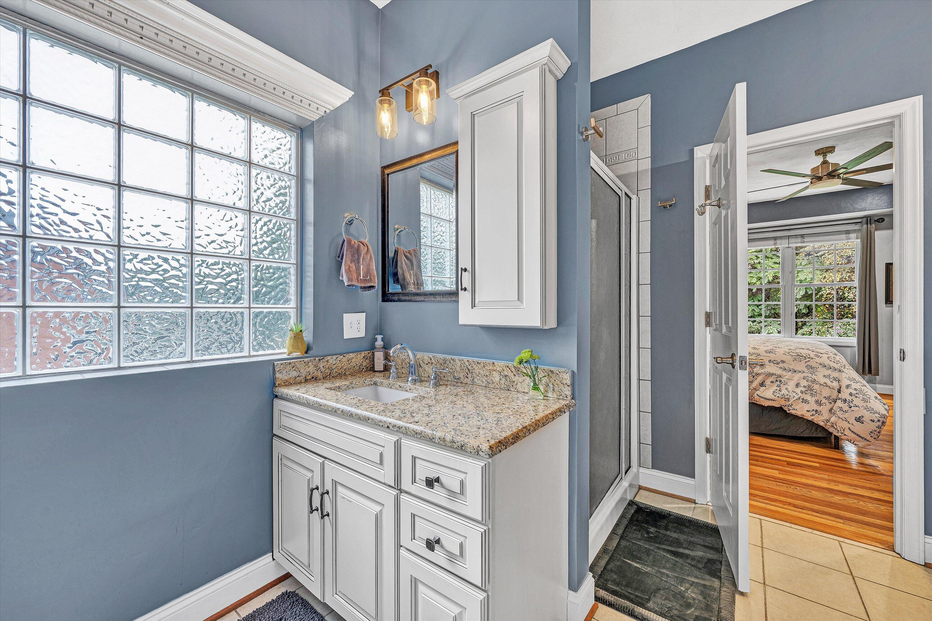 3816 Rte 3004 Roanoke, VA 24012 - Photo 28 of 62 28-DSC00082