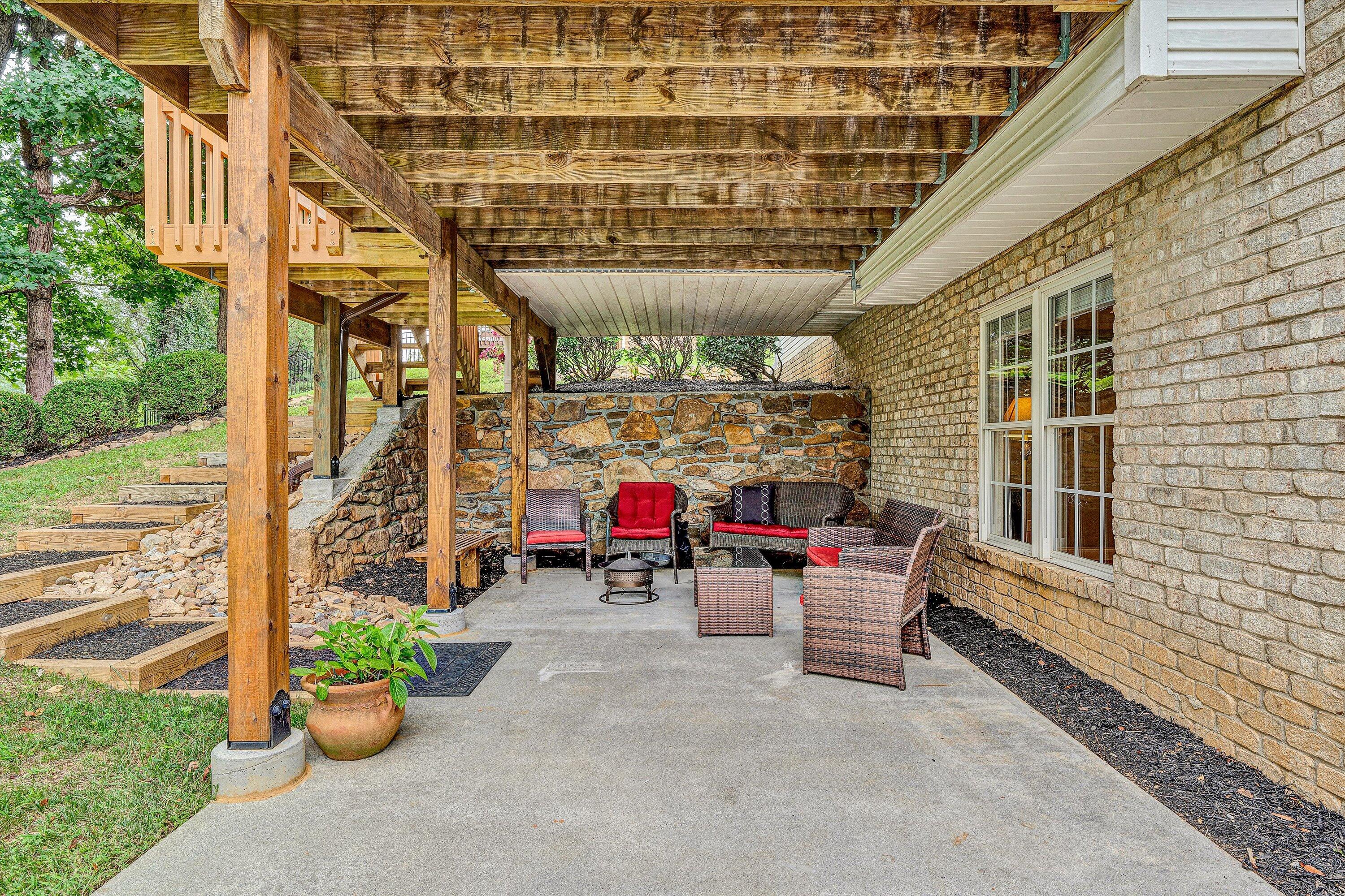 3816 Rte 3004 Roanoke, VA 24012 - Photo 51 of 62 51-DSC00145