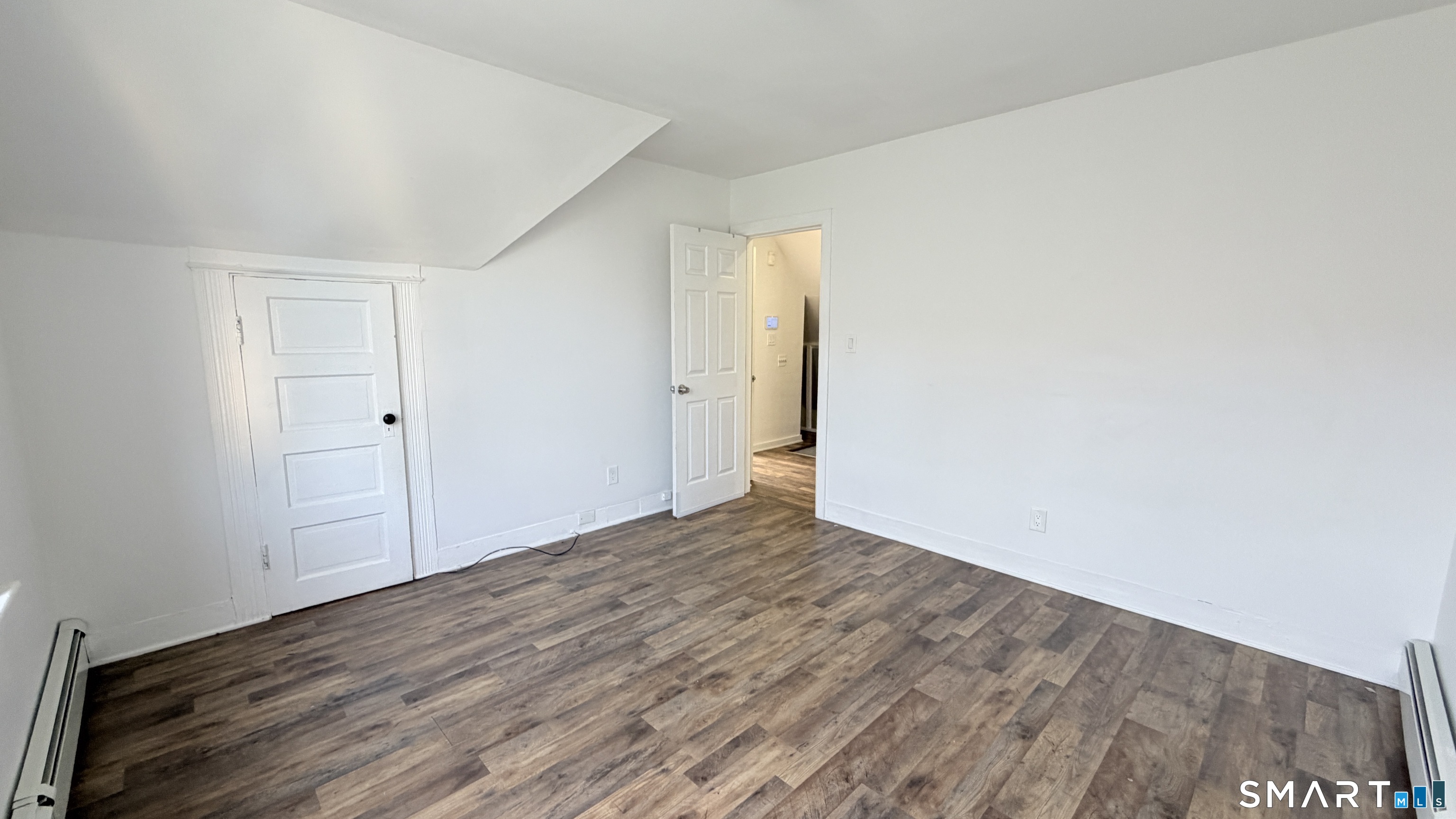 466 Hollister Avenue, Unit 3 Bridgeport, CT 06607 - Photo 4 of 10