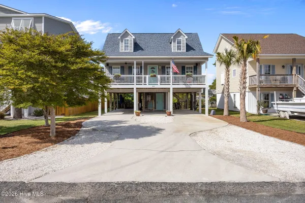 $675,000 | 508 Seafarer Drive, Carolina Beach, NC 28428