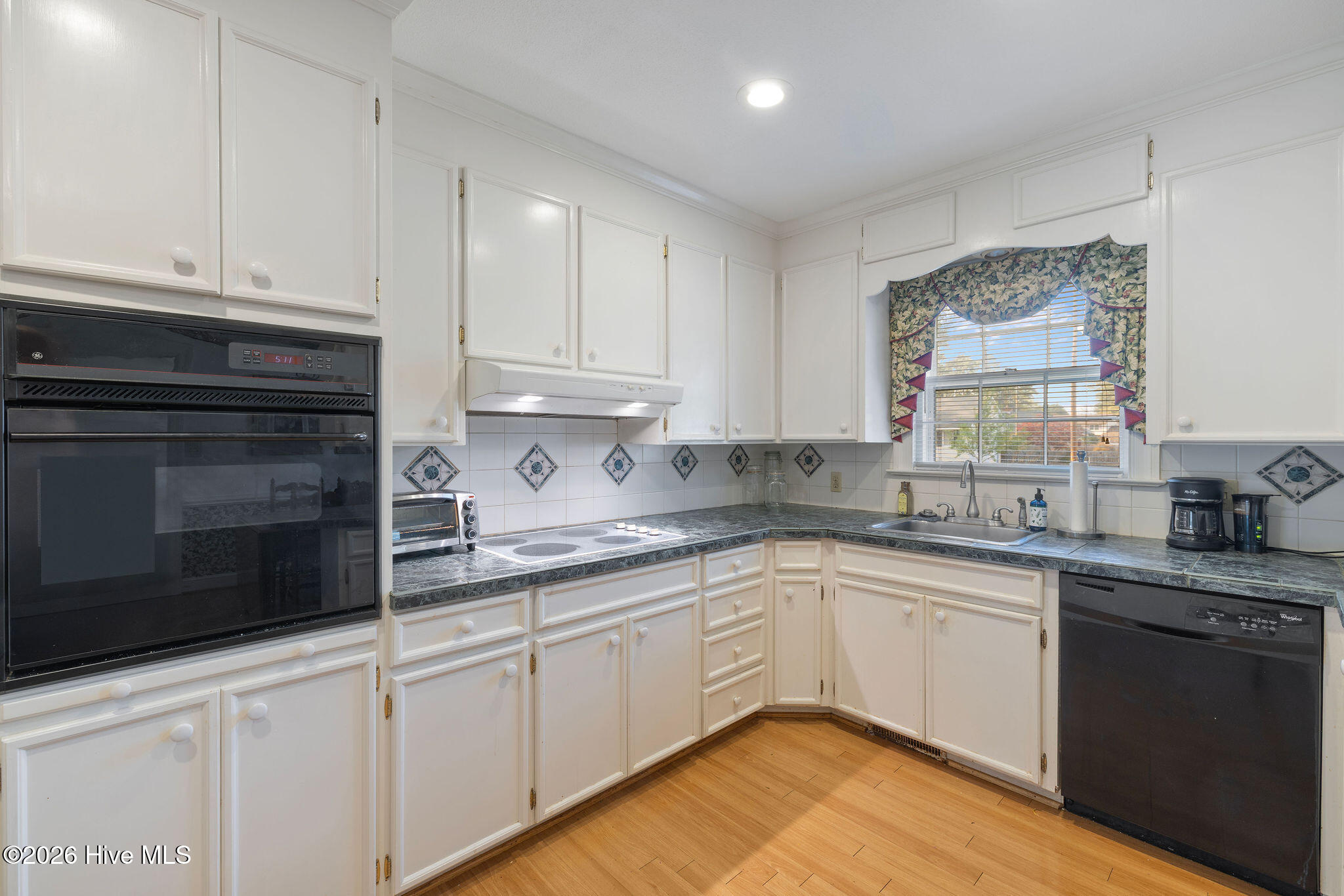 1908 York Street Kinston, NC 28504 - Photo 10 of 34 5T5A4608