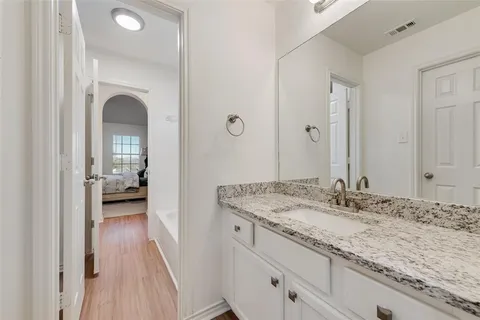 $549,999 | 723 Creekstone Drive, Cedar Hill, TX 75104