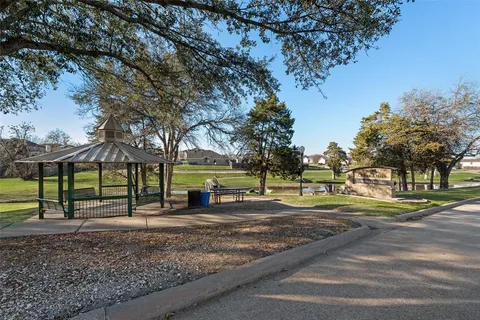 $549,999 | 723 Creekstone Drive, Cedar Hill, TX 75104