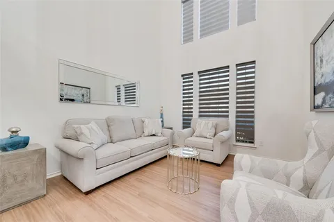 $549,999 | 723 Creekstone Drive, Cedar Hill, TX 75104