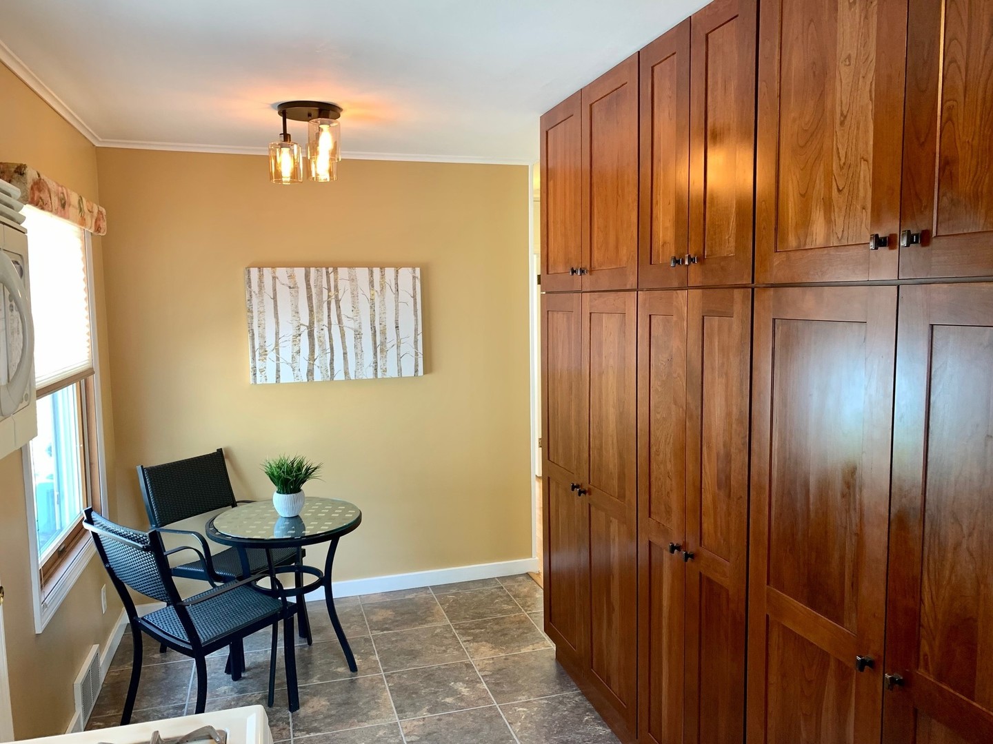 506 Golf Road Crystal Lake, IL 60014 - Photo 7 of 28