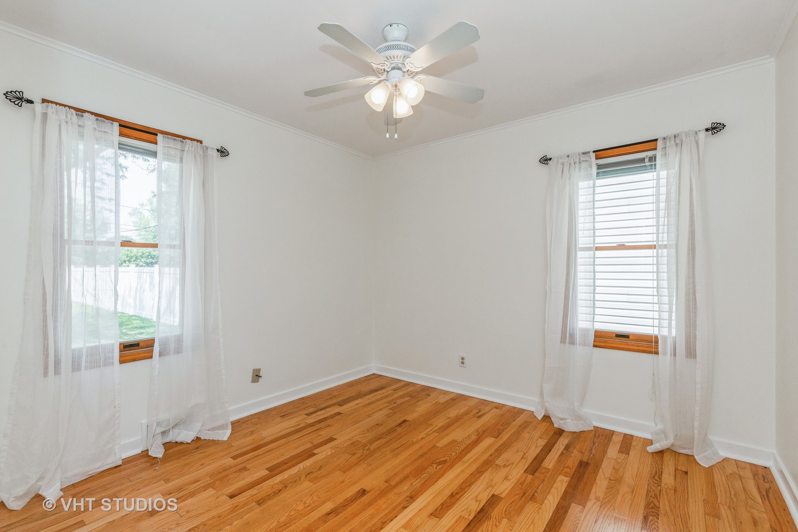 506 Golf Road Crystal Lake, IL 60014 - Photo 9 of 28