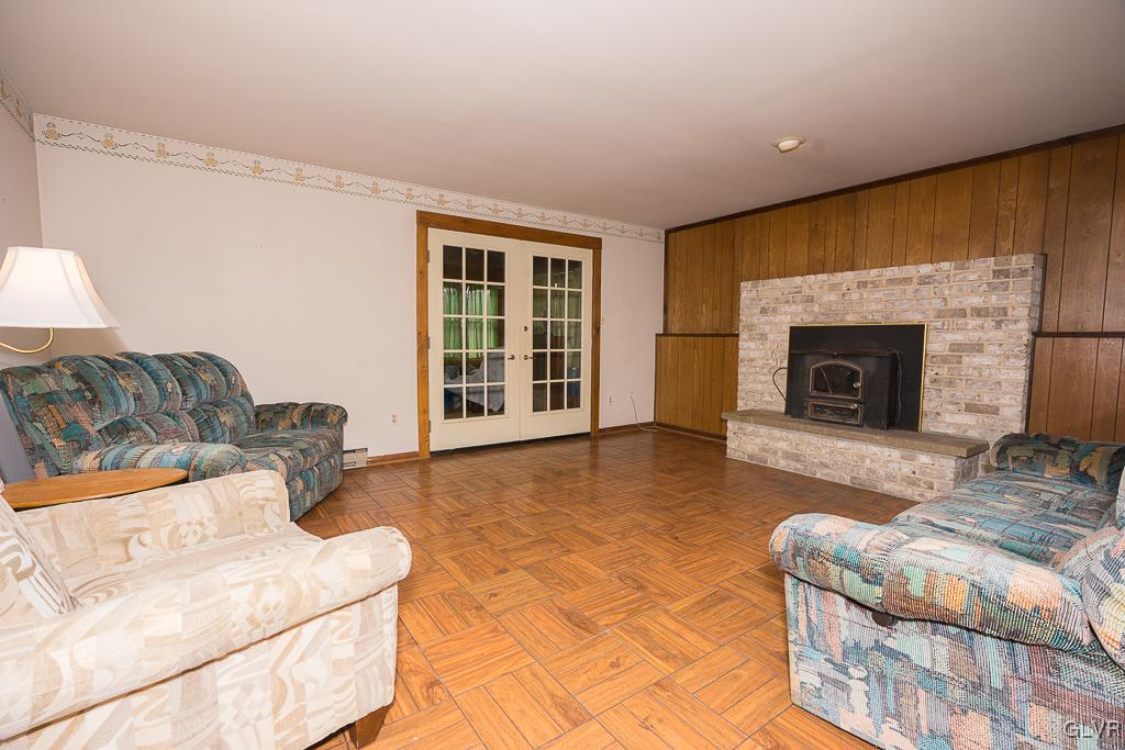 1932 Fairway Road Hellertown, PA 18055 - Photo 19 of 29 Gallery Image 19