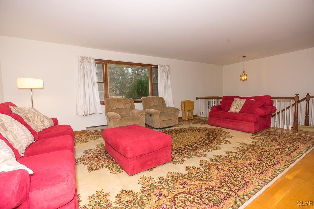 1932 Fairway Road Hellertown, PA 18055 - Photo 3 of 29 Gallery Image 3