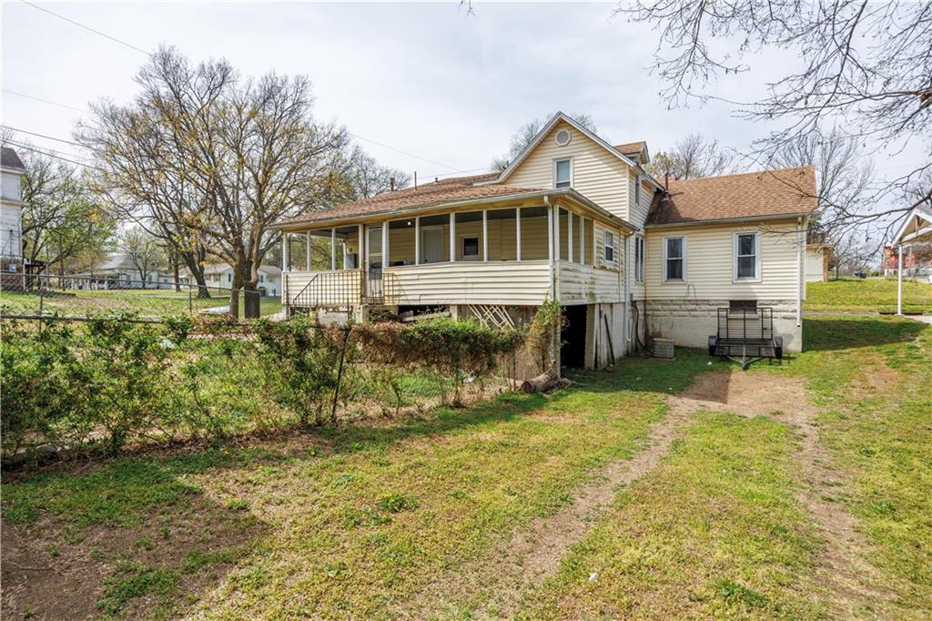 604 North 5th Street Independence, KS 67301 - Photo 30 of 34