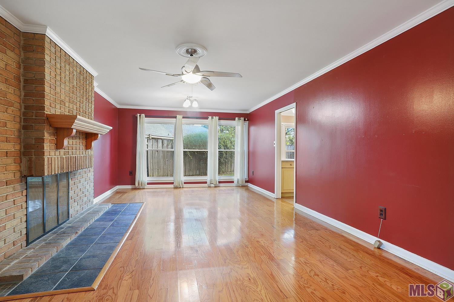 367 Robindale Circle Baton Rouge, LA 70815 - Photo 4 of 14 Gallery Image 4