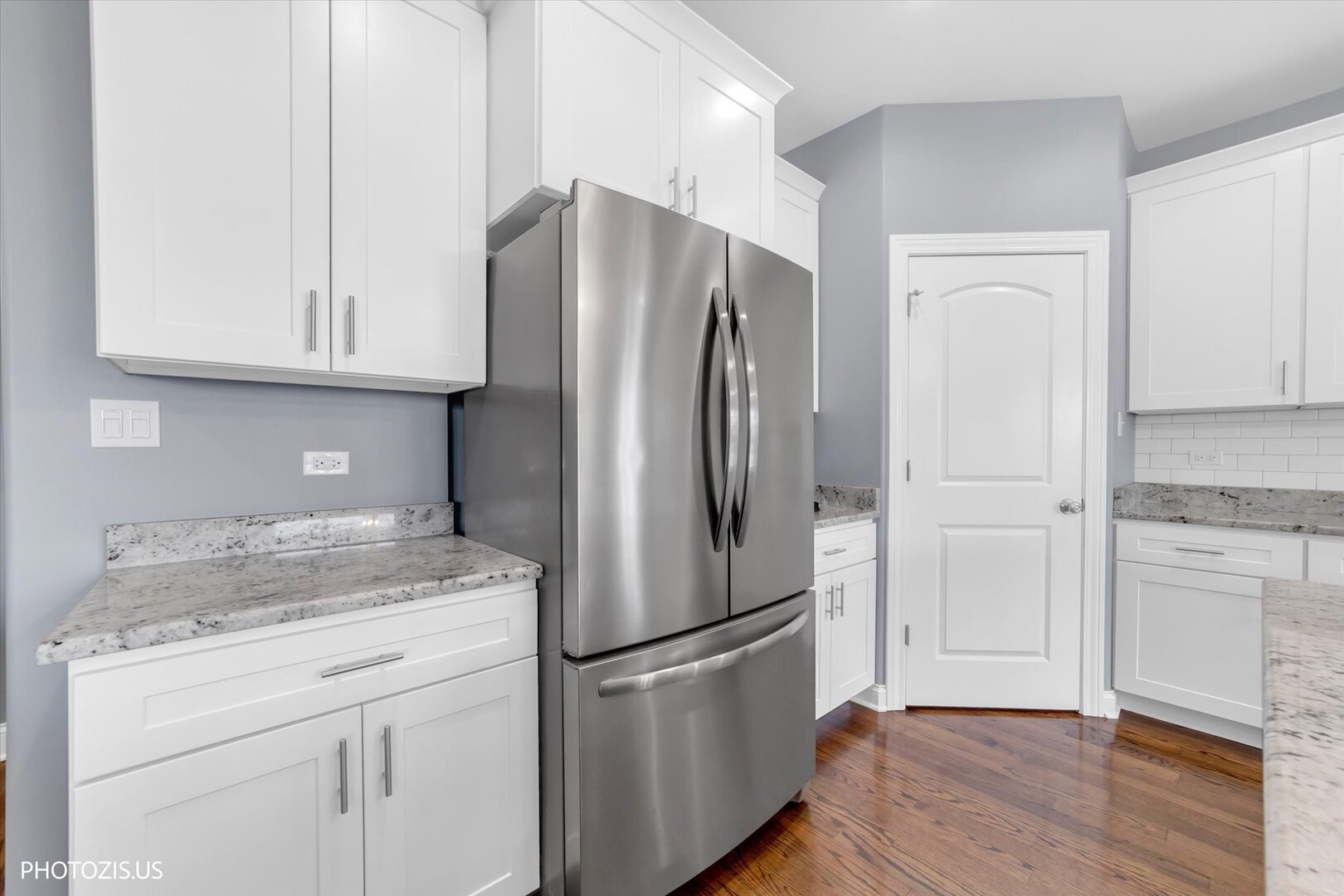 892 West Woodlawn Road New Lenox, IL 60451 - Photo 16 of 107