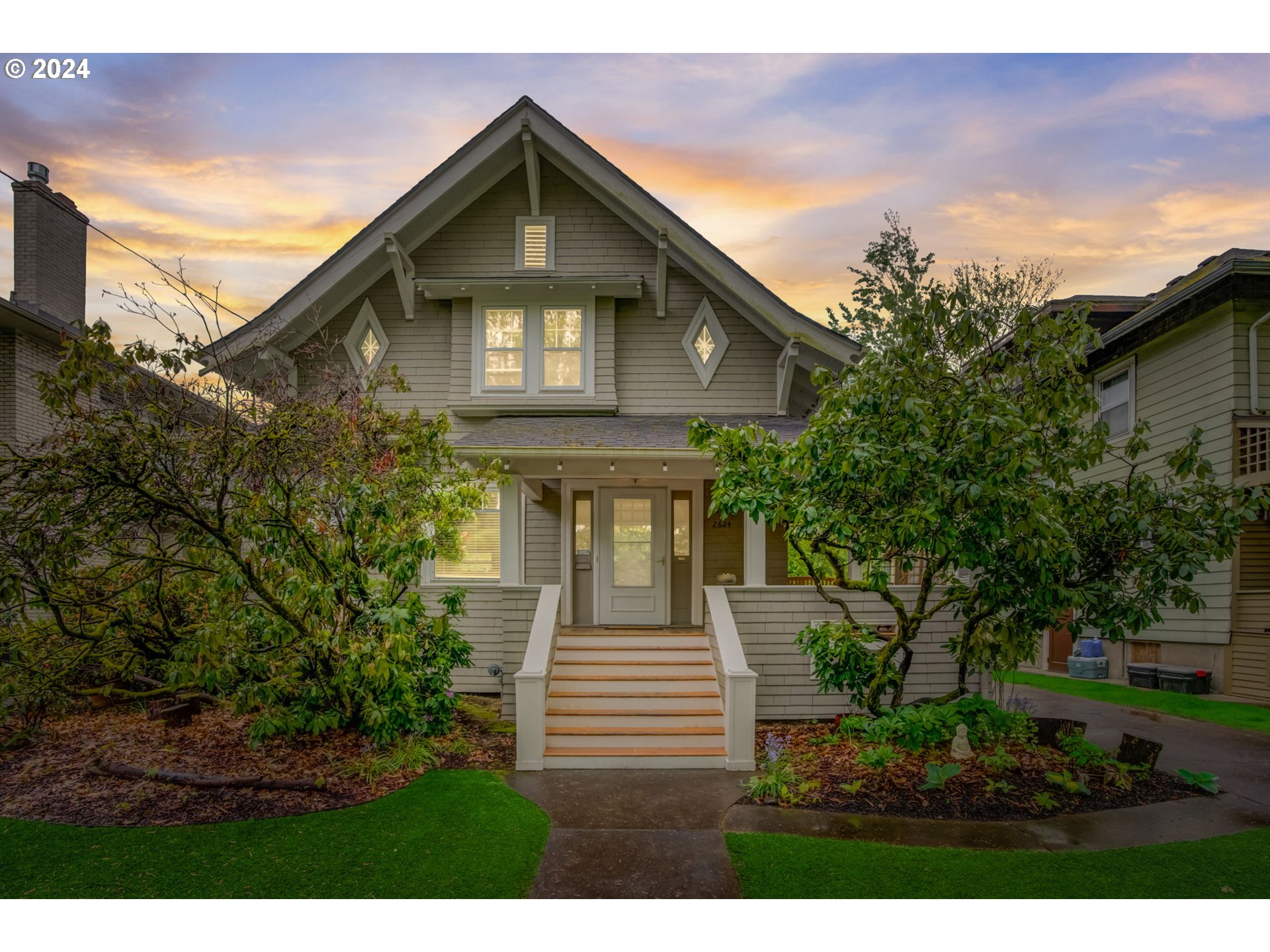 2624 Northeast 20th Ave