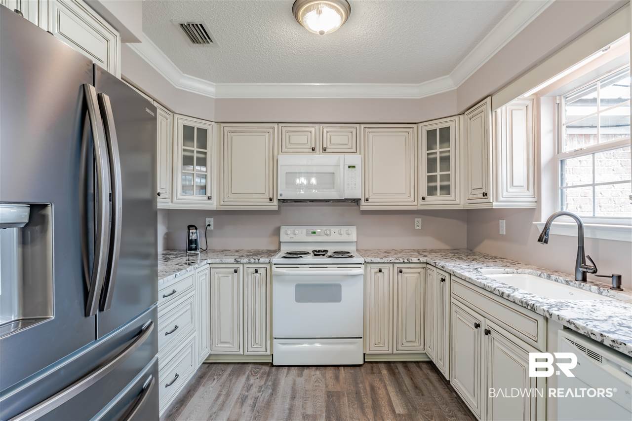 13190 Pointer Drive West Foley, AL 36535 - Photo 10 of 34