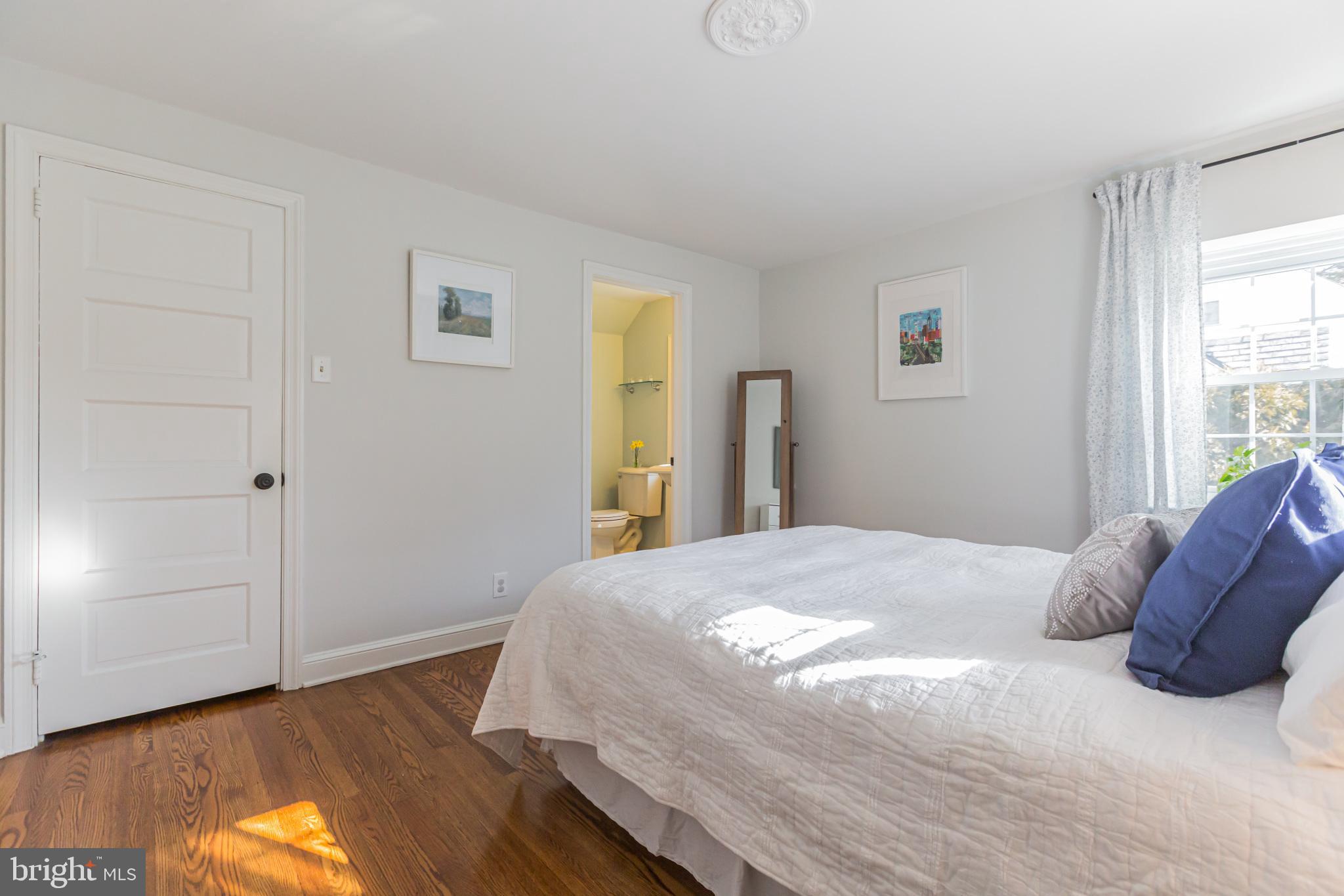 552 Manor Road Wynnewood, PA 19096 - Photo 18 of 30