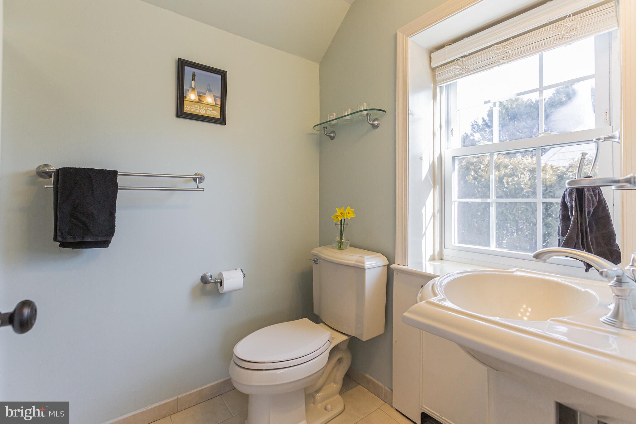 552 Manor Road Wynnewood, PA 19096 - Photo 19 of 30